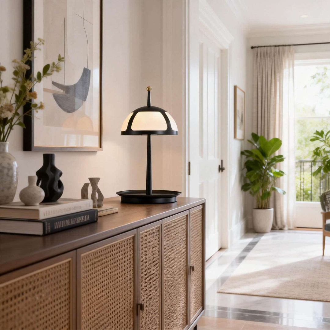 Qunaro Table Lamp – Modern Light Luxury Entryway Lamp
