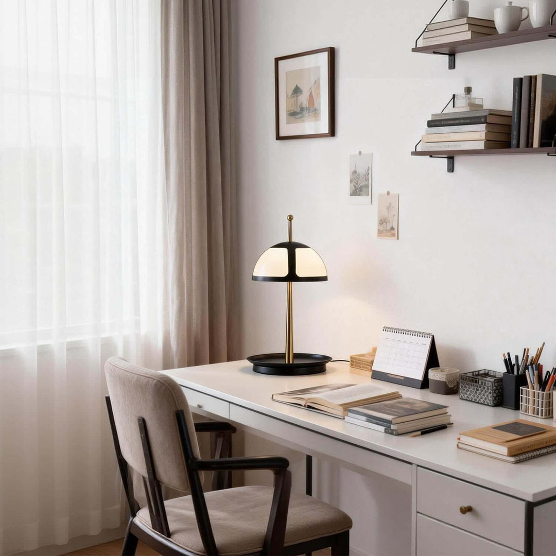 Qunaro Table Lamp – Modern Light Luxury Entryway Lamp