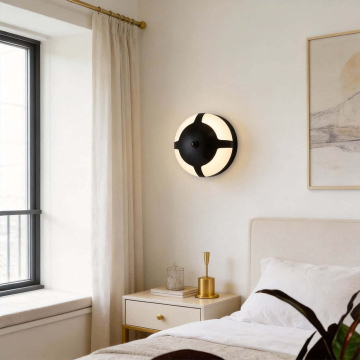 Qunaro Wall Light – Modern Luxury Minimalist Bedroom Lamp