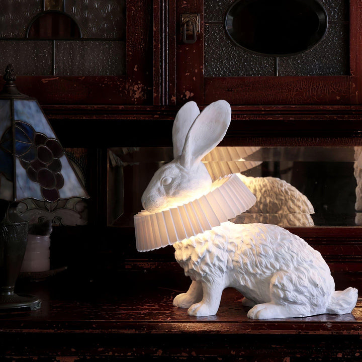 Rabbit White Resin Table Lamp | Vinlighting | Vinlighting | Vinlighting