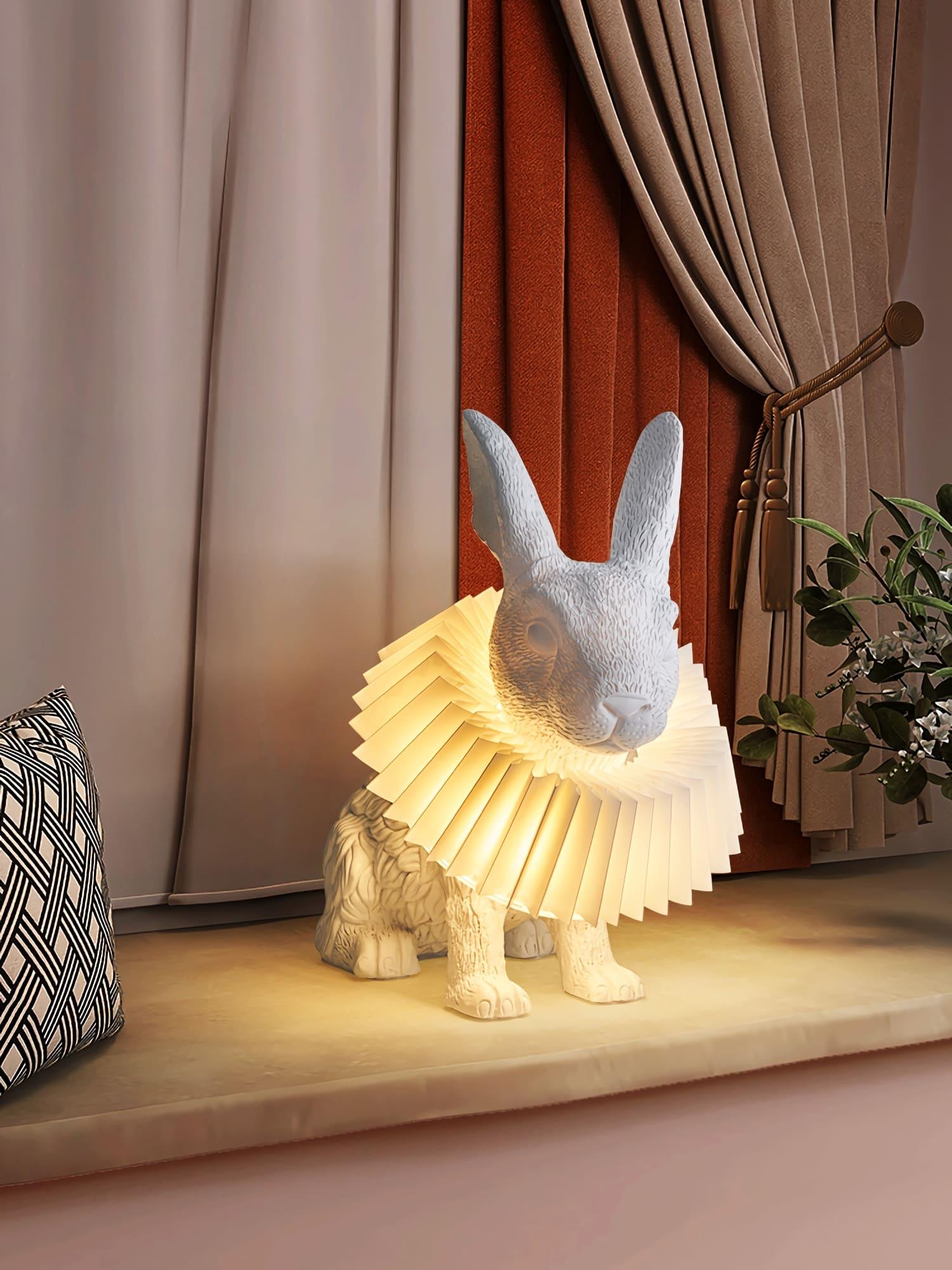 Rabbit White Resin Table Lamp - Vinlighting