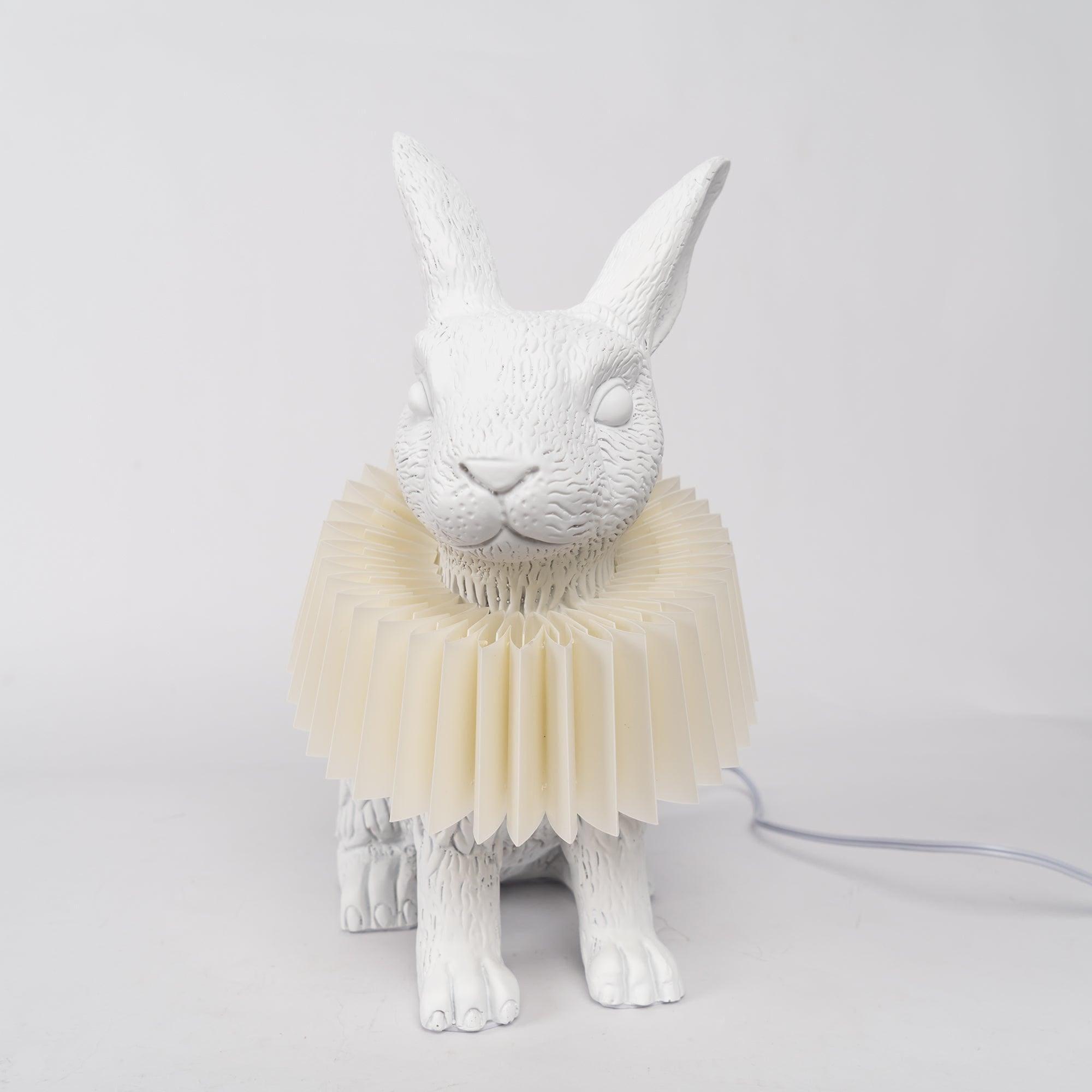 Rabbit White Resin Table Lamp - Vinlighting