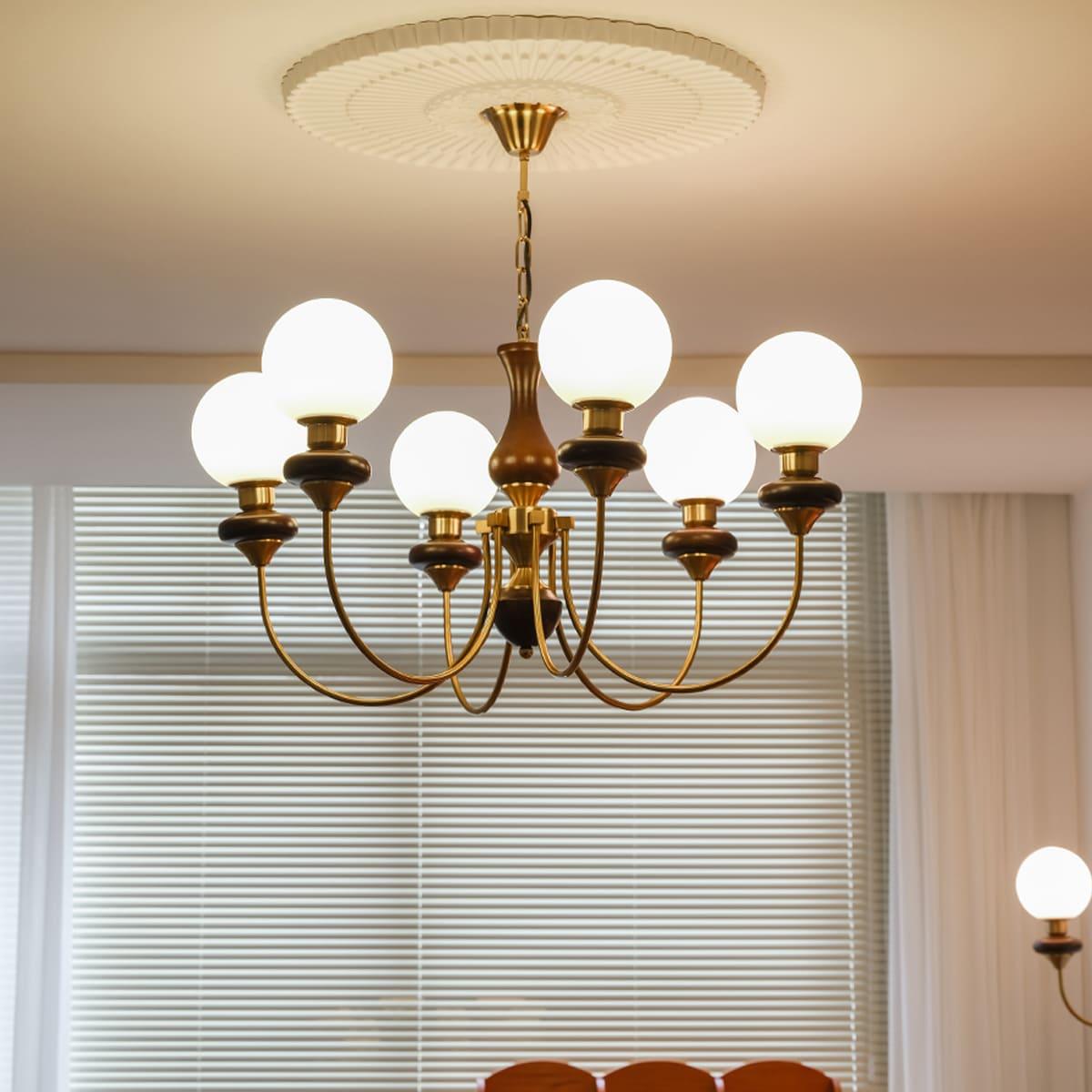 Retro Monique Chandelier - Vinlighting