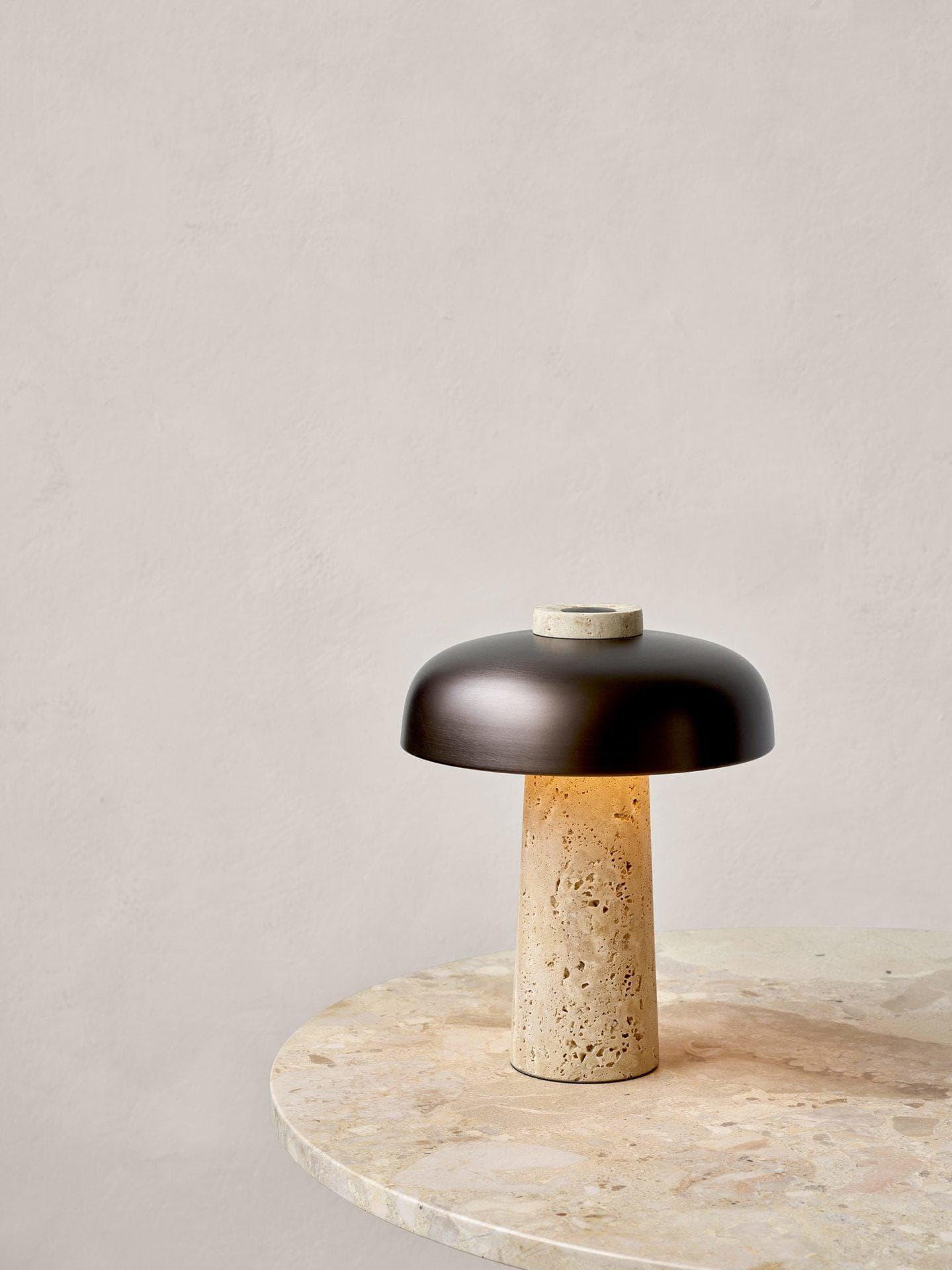 Reverse Table Lamp - Vinlighting