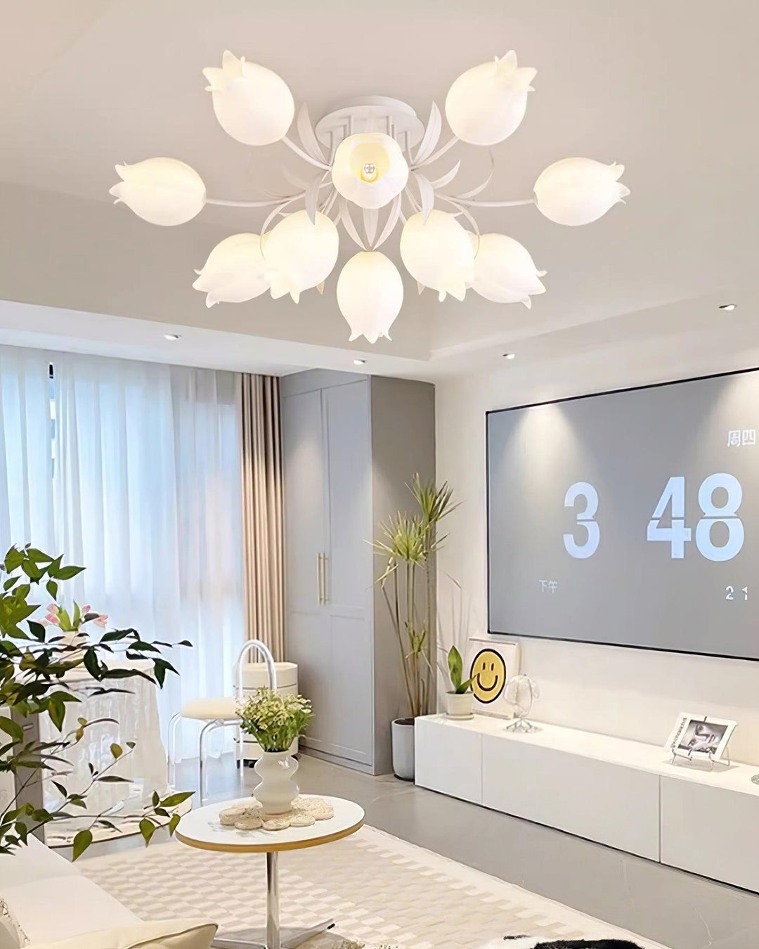 Ricko Ceiling Light – Cream Lily Flower Ceiling Fixture | Vinlighting | Vinlighting
