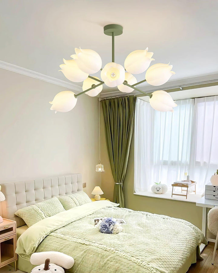 Ricko Chandelier | Floral Design & Soft Illumination | Vinlighting | Vinlighting