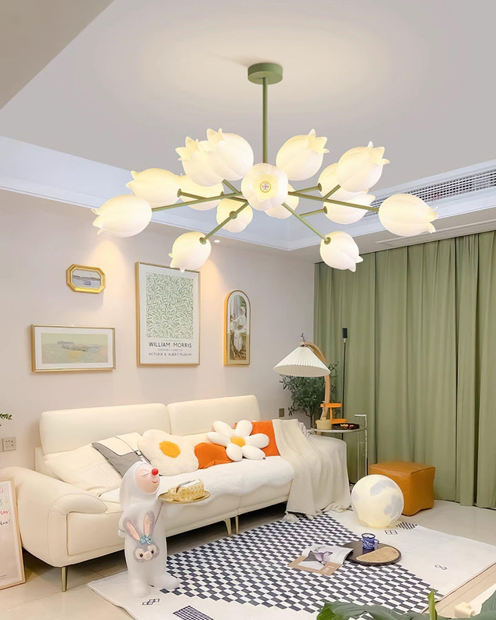 Ricko Chandelier | Floral Design & Soft Illumination | Vinlighting | Vinlighting