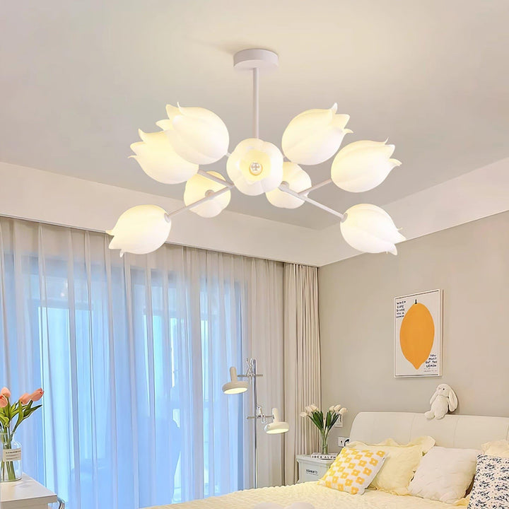 Ricko Chandelier | Floral Design & Soft Illumination | Vinlighting | Vinlighting