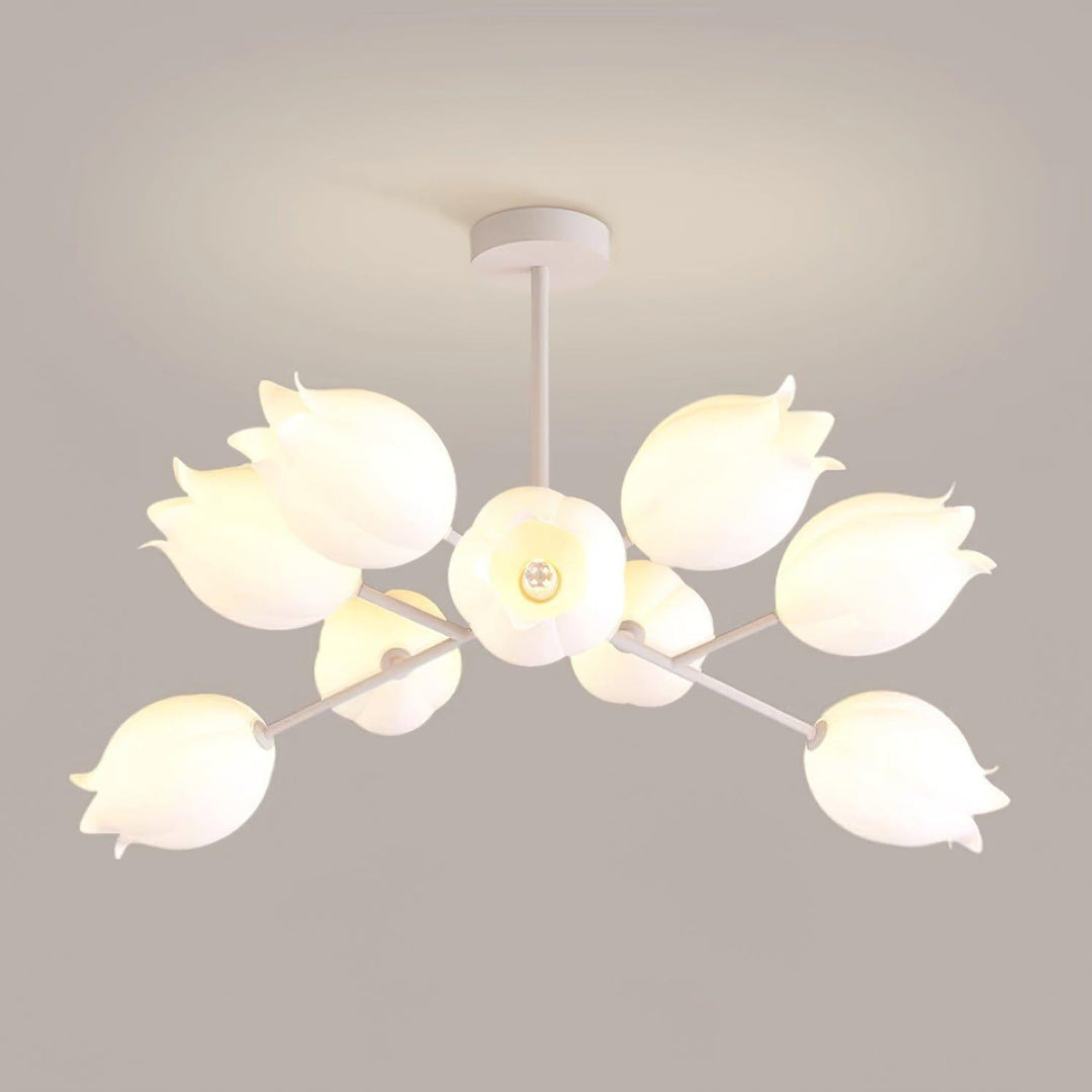 Ricko Chandelier | Floral Design & Soft Illumination | Vinlighting | Vinlighting