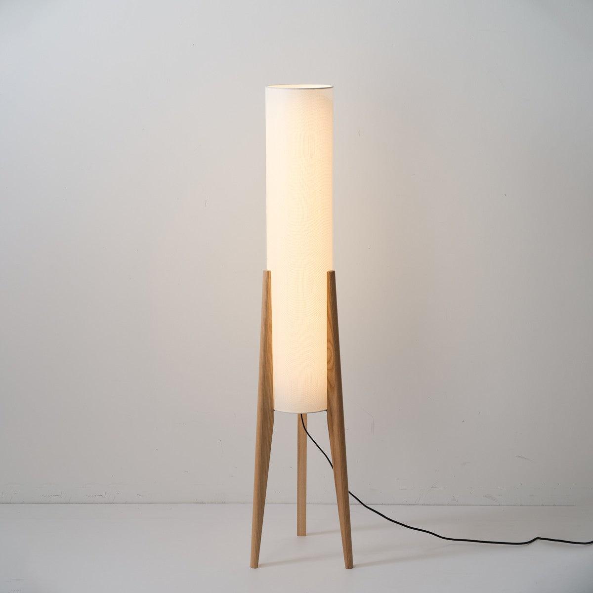 Rocket Tripod Floor Lamp – Minimalist Japanese-Inspired Lighting
