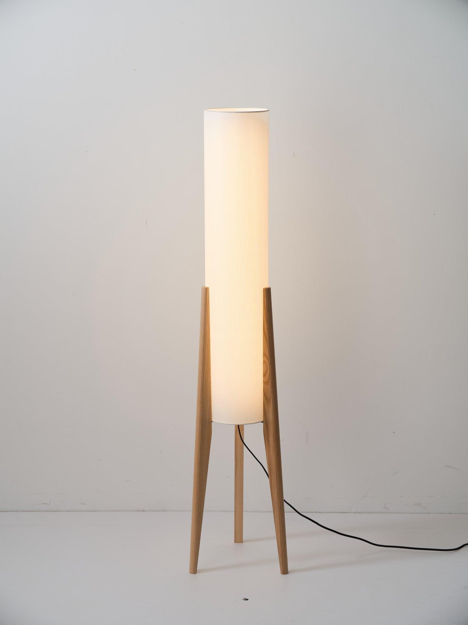 Rocket Tripod Floor Lamp – Minimalist Japanese-Inspired Lighting