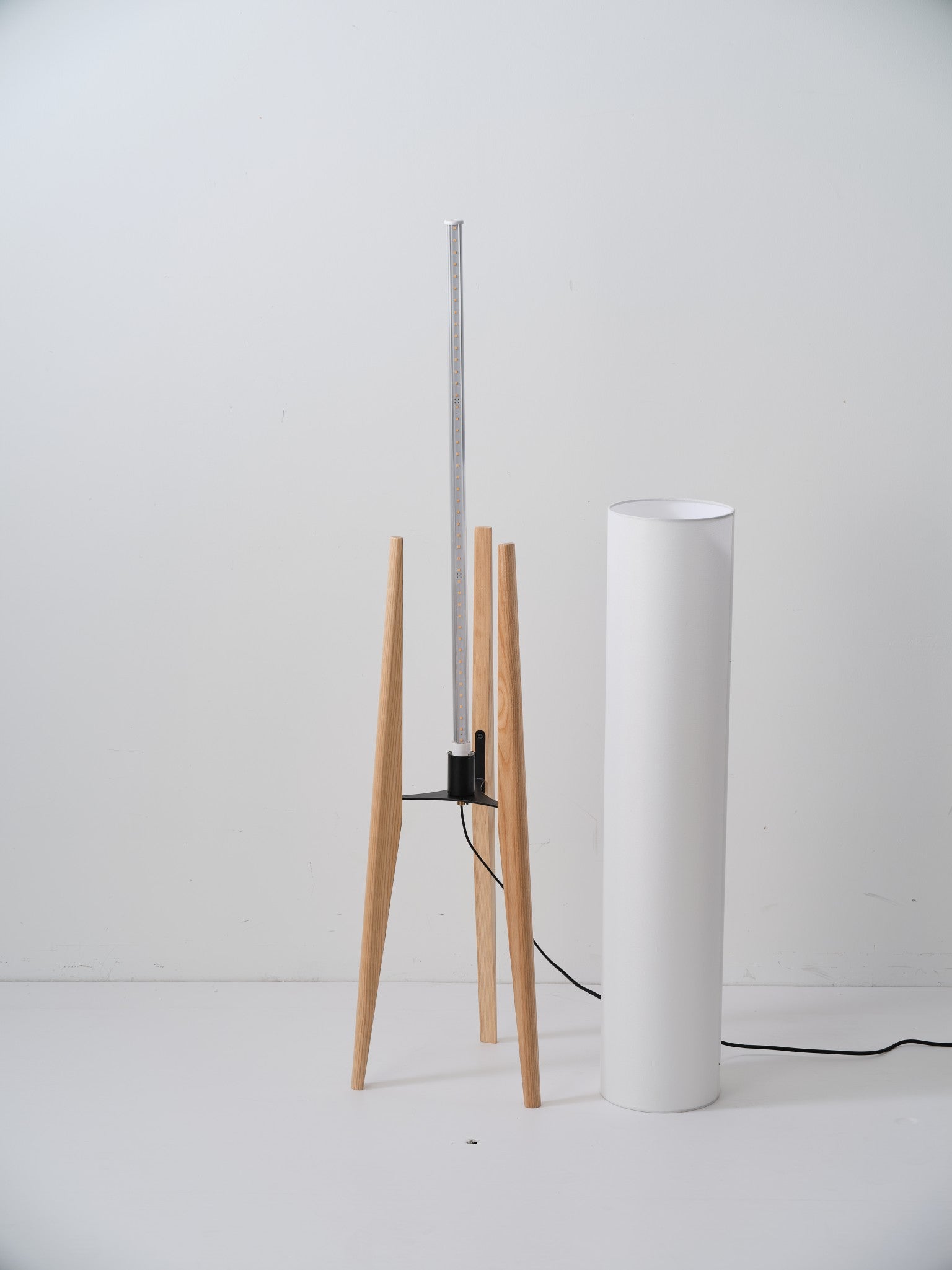 Rocket Tripod Floor Lamp