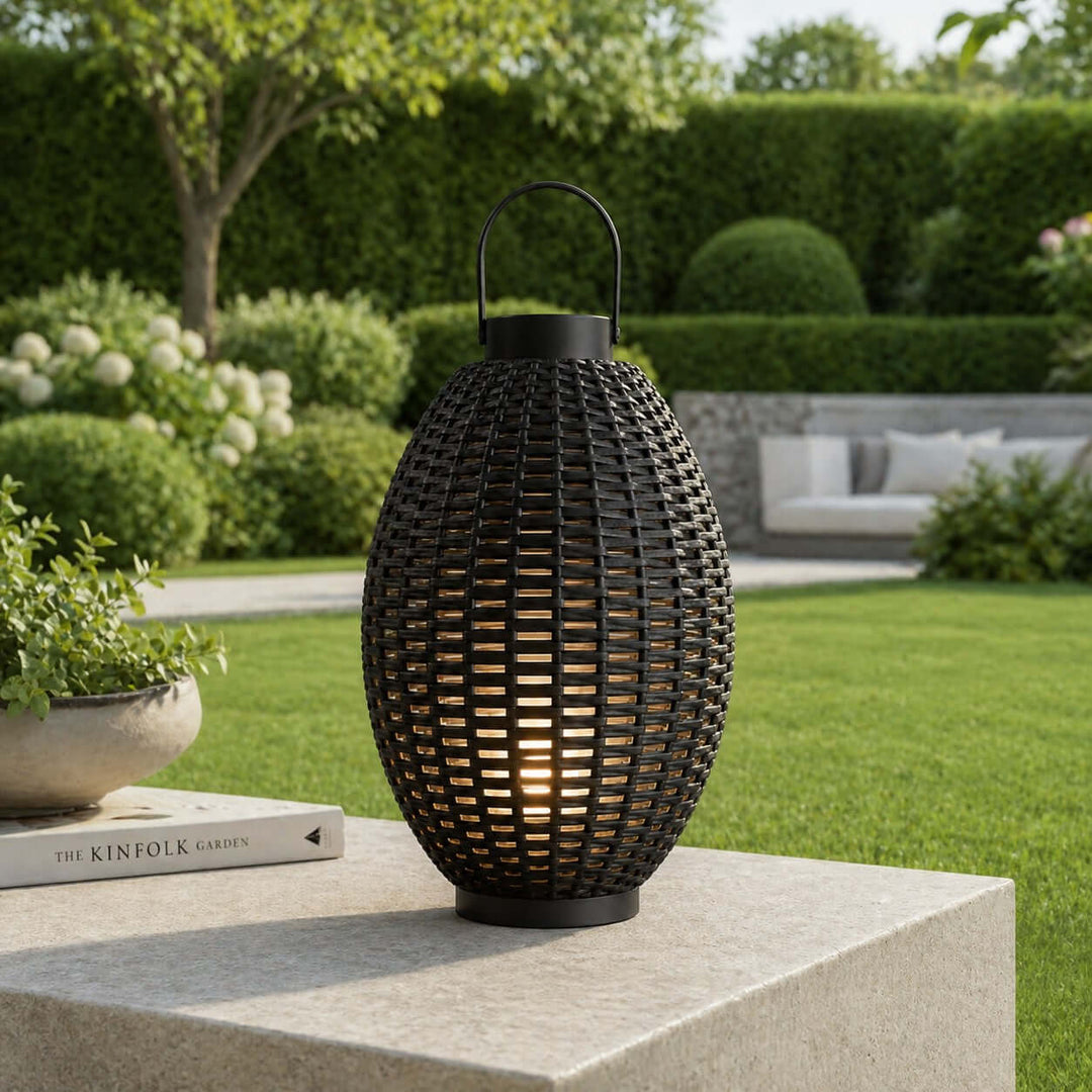 Roveni Outdoor Garden Lamp - Stylish Lantern Solar Light