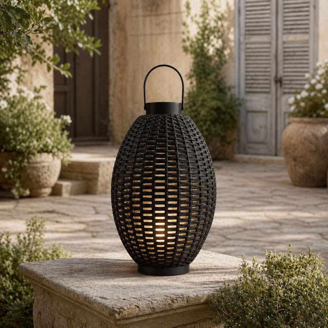 Roveni Outdoor Garden Lamp - Stylish Lantern Solar Light