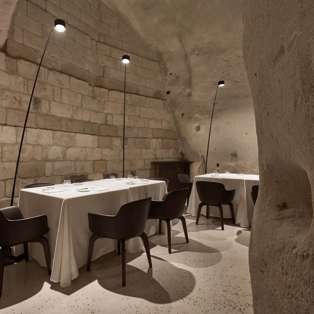 Rymuvo Floor Lamp – Postmodern Minimalist Long Pole Light