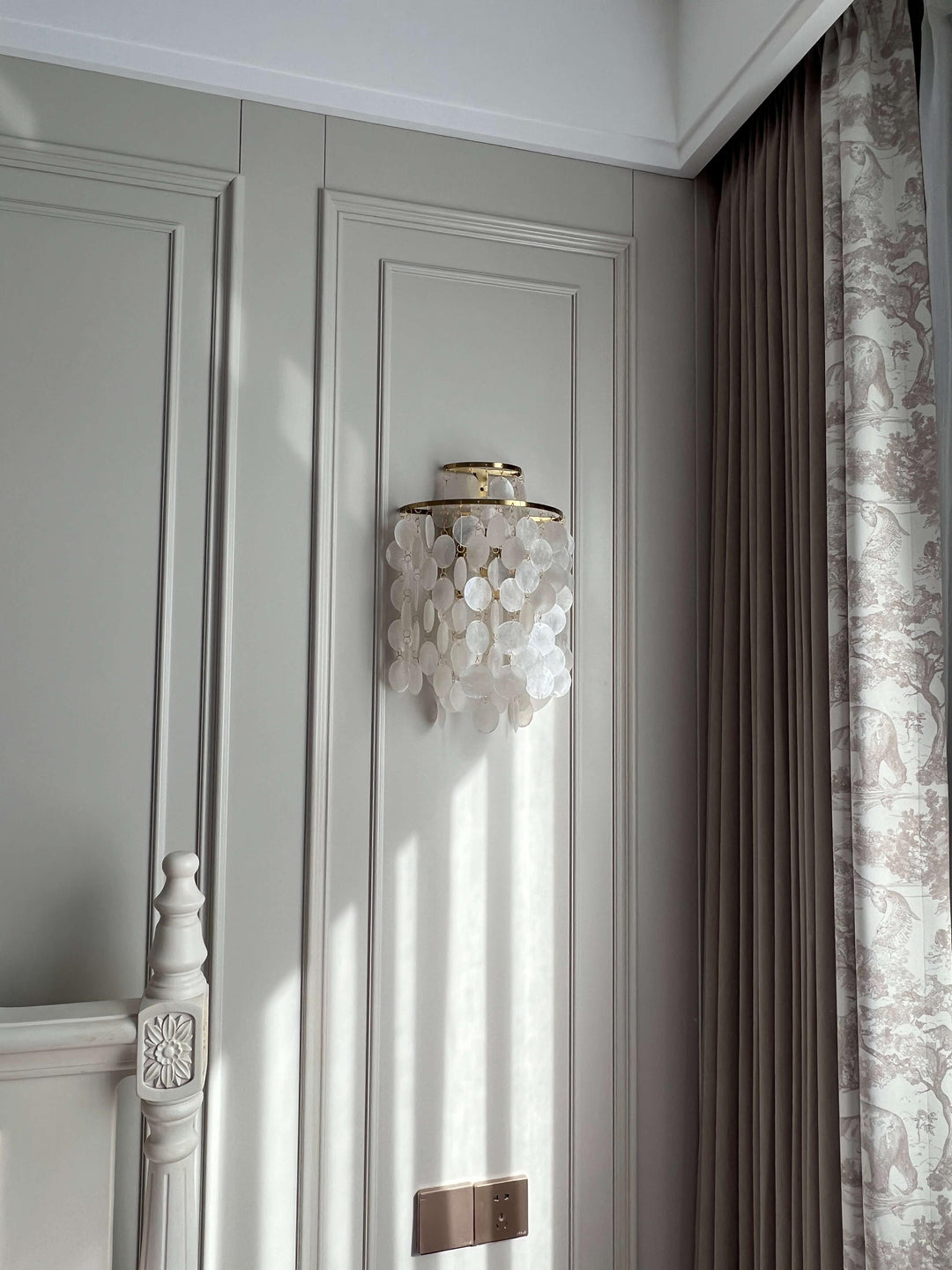 Sea Shell Fun 1WM Wall Lamp | Vintage Shell Bathroom Light | Vinlighting | Vinlighting