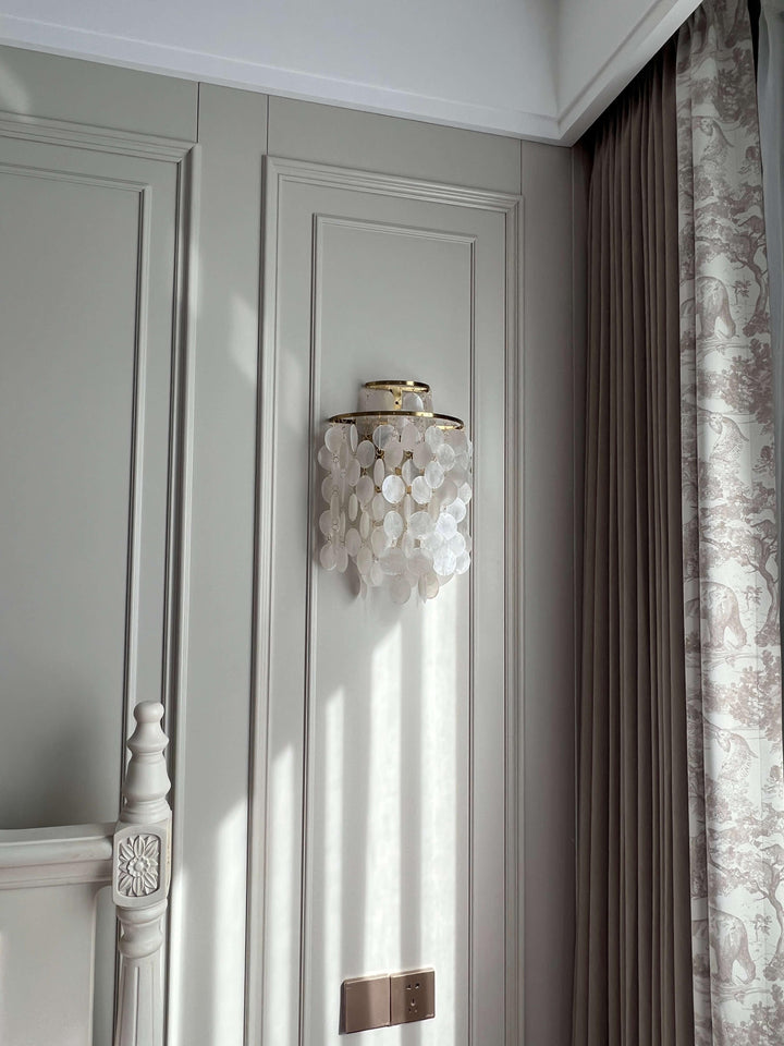 Sea Shell Fun 1WM Wall Lamp | Vintage Shell Bathroom Light | Vinlighting | Vinlighting
