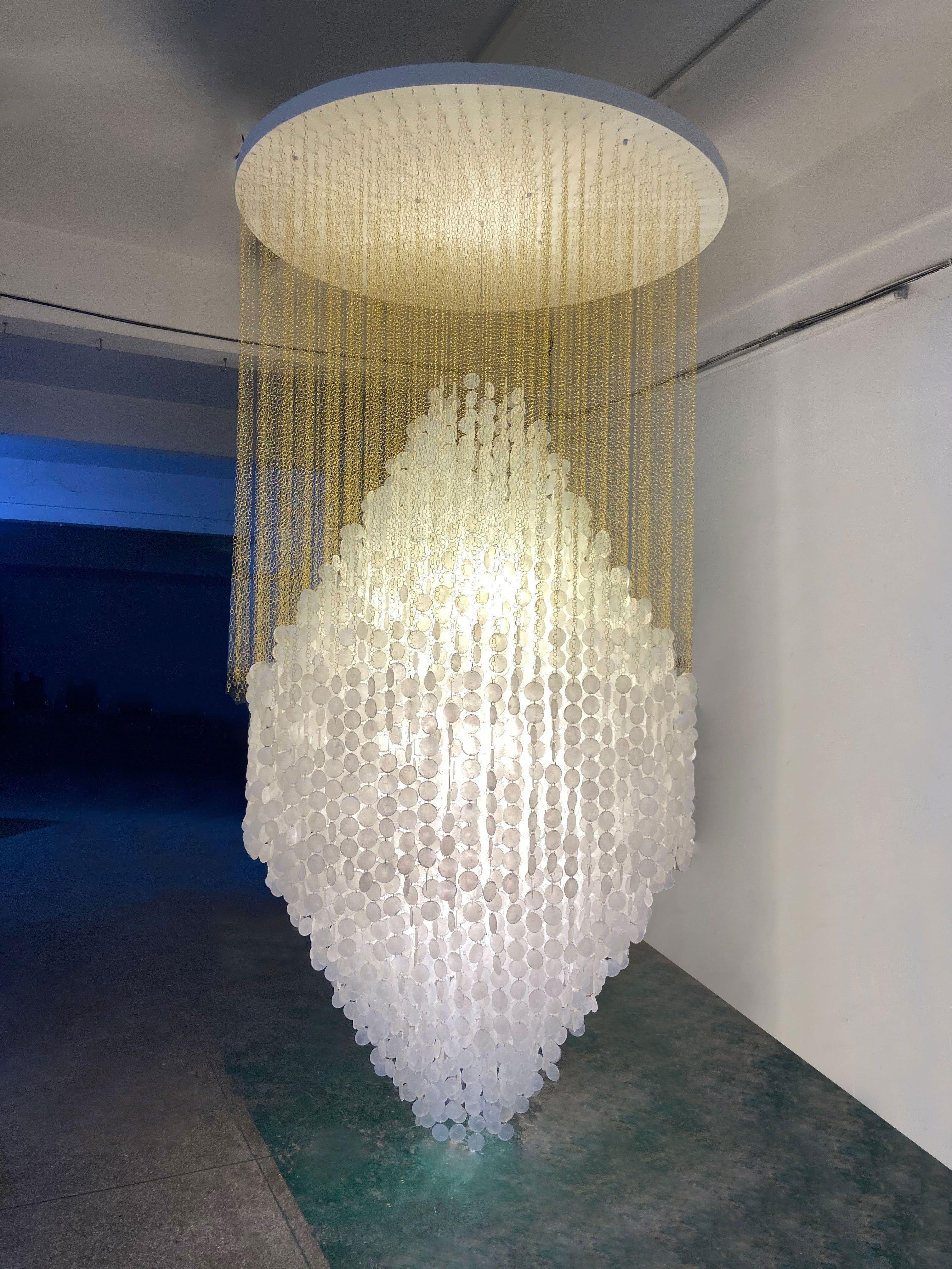 Sea-shell FUN Large Chandelier - Vinlighting