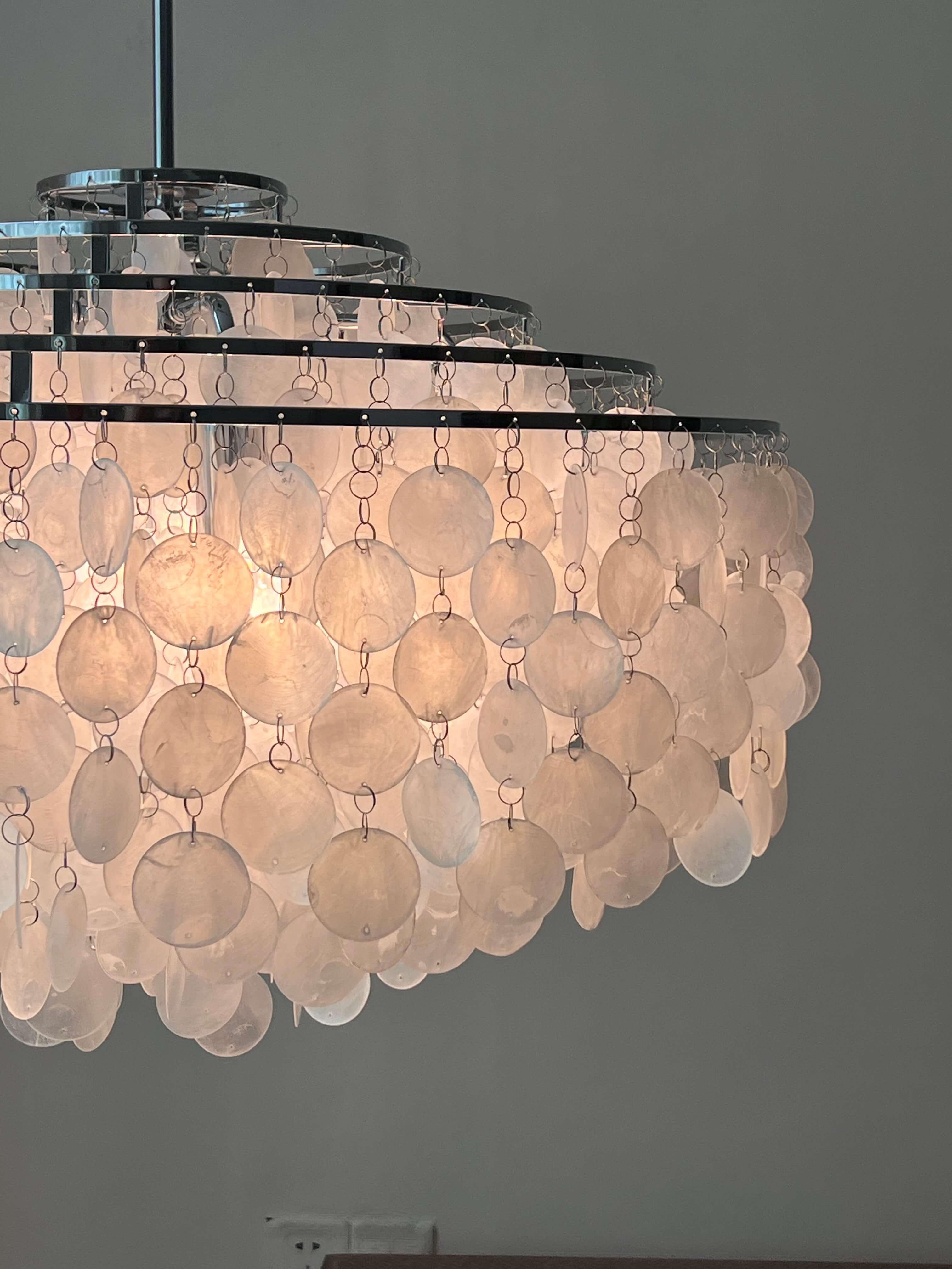 Sea-shell FUN Large Chandelier - Vinlighting