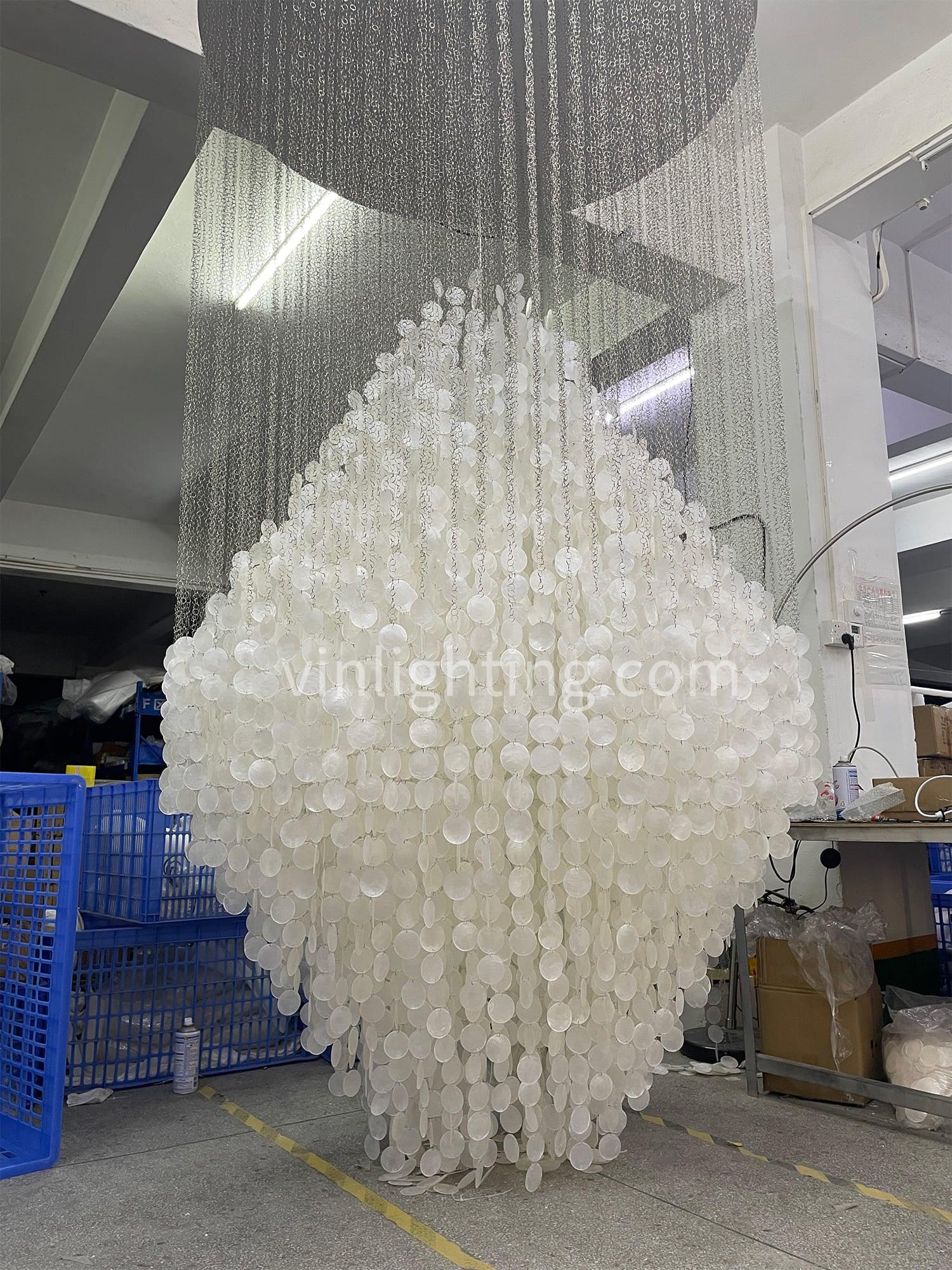 Sea-shell FUN Large Chandelier - Vinlighting