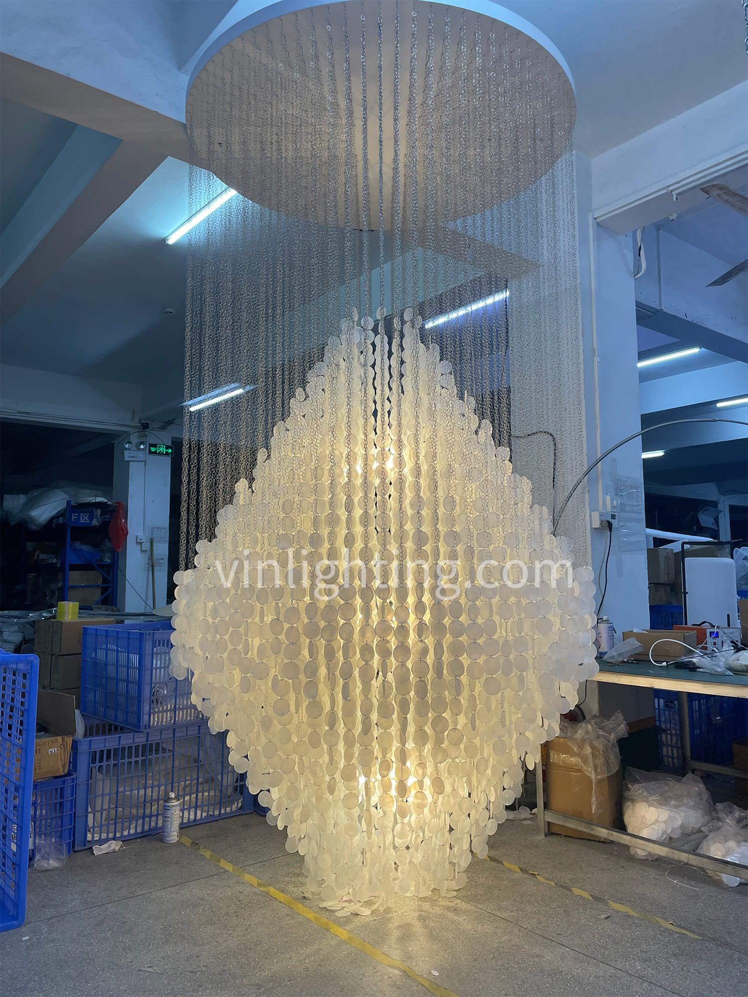 Sea-shell FUN Large Chandelier - Vinlighting