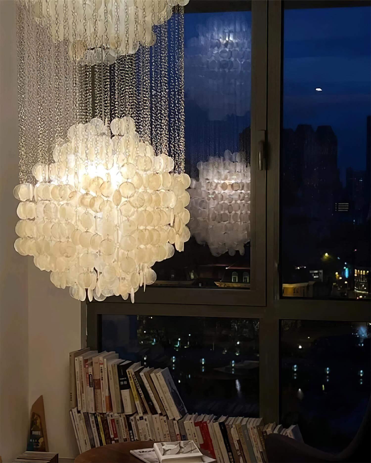 Sea-shell FUN Chandelier - Vinlighting