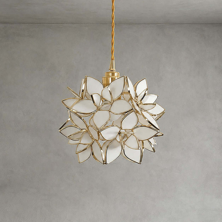 Solaya Pendant Light