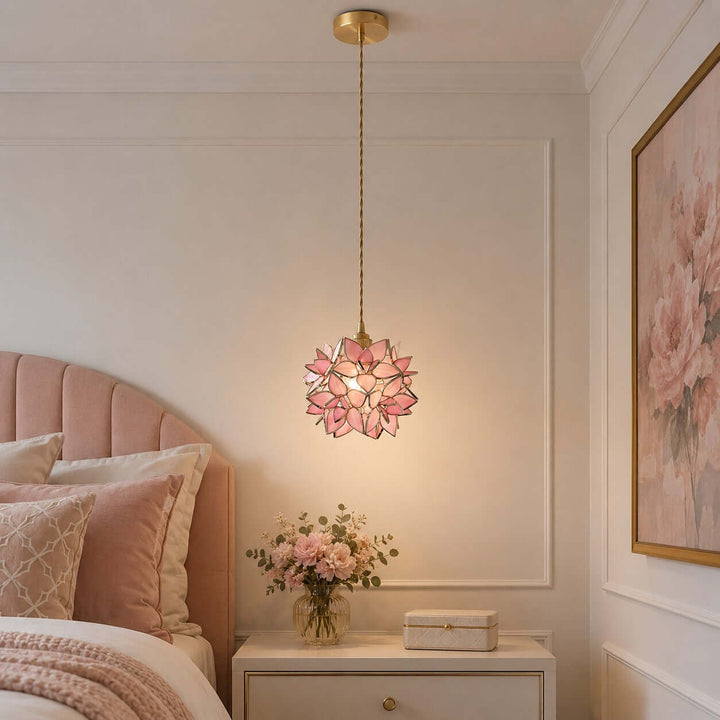 Solaya Pendant Light