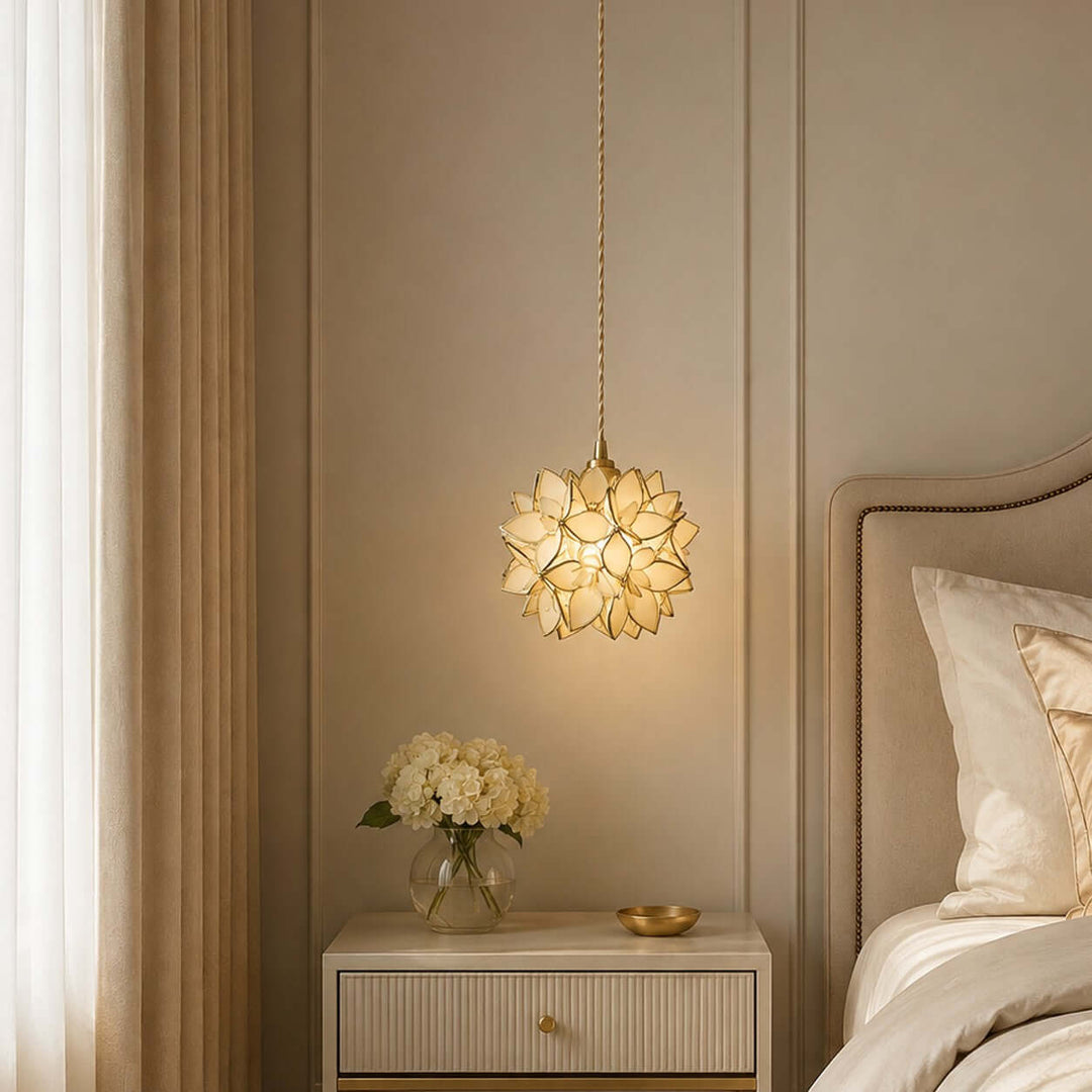 Solaya Pendant Light