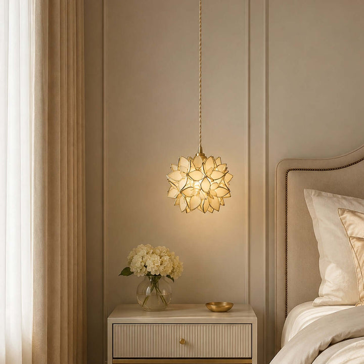 Solaya Pendant Light