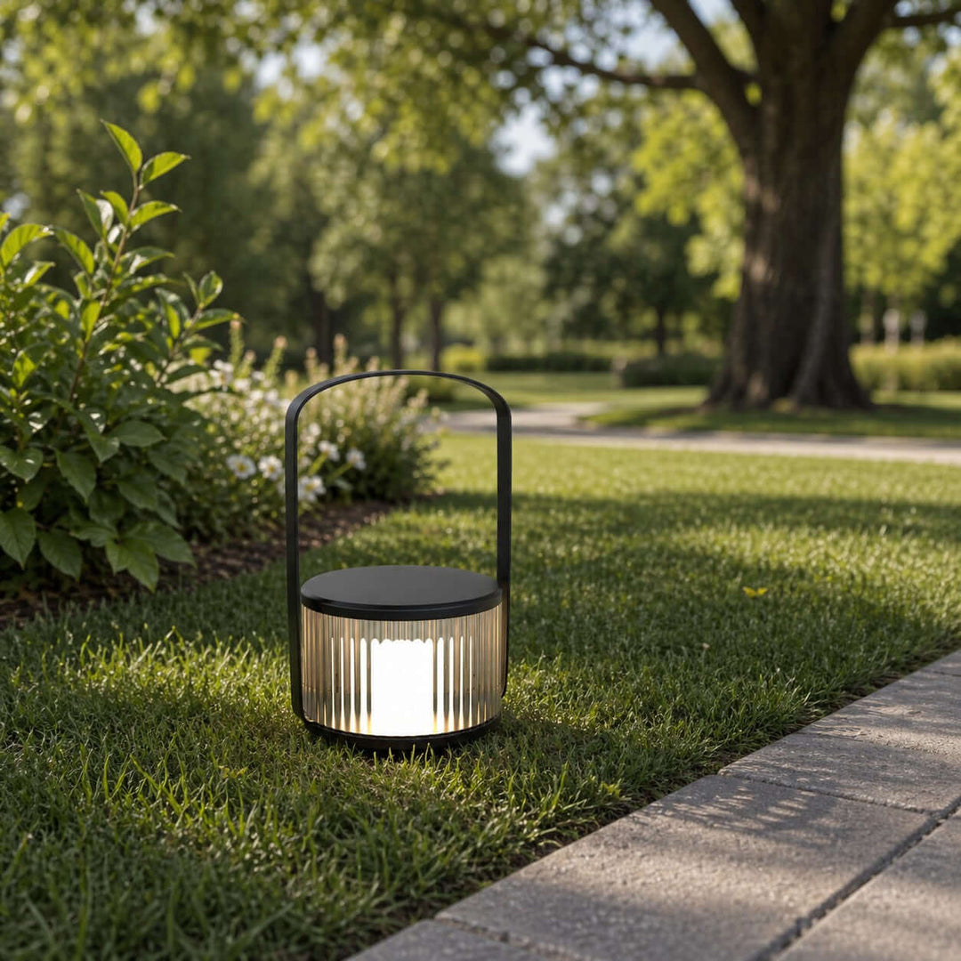 Sollune Outdoor Floor Lamp - Modern Minimalist Solar Lighting