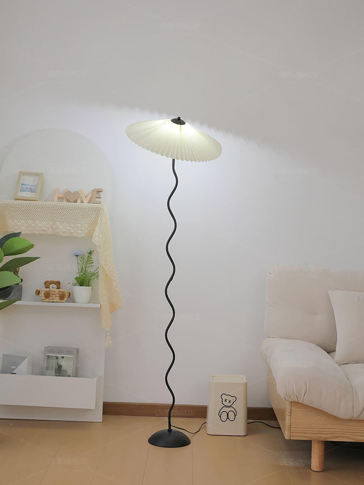 Squiggle Floor Lamp - Unique Design & Luxurious Pleated Shade | Vinlighting | Vinlighting