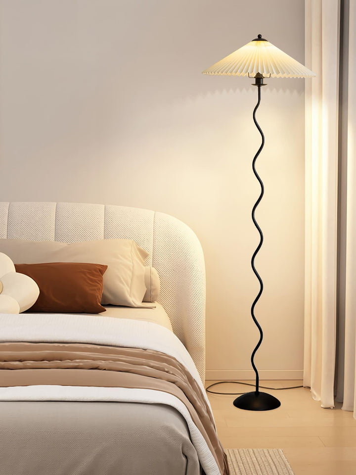 Squiggle Floor Lamp - Unique Design & Luxurious Pleated Shade | Vinlighting | Vinlighting