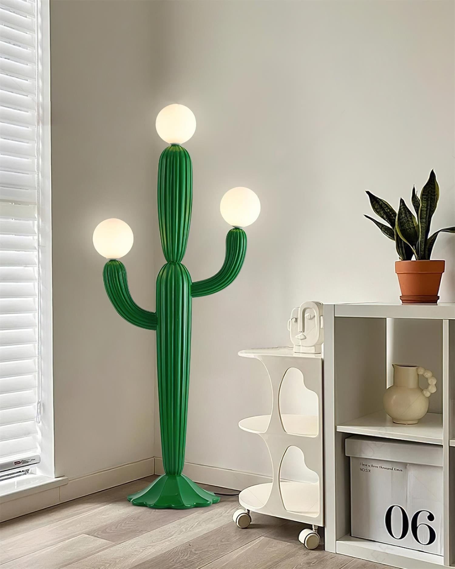 Standing Cactus Floor Lamp - Vinlighting