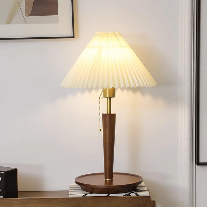 Suki Pleated Wood Table Lamp - Vinlighting | Vinlighting | Vinlighting