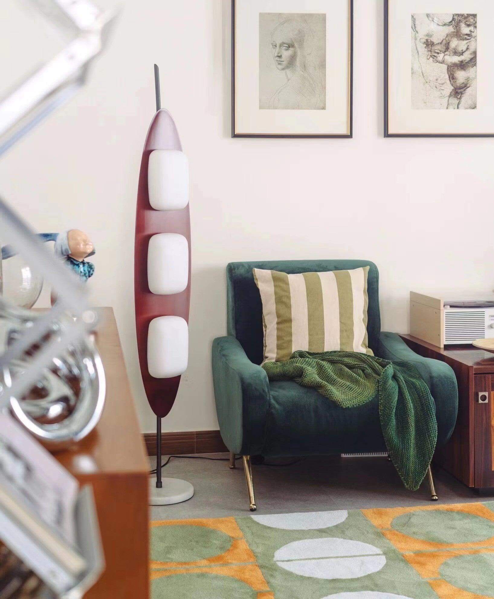 Surfboard Floor Lamp – Retro-Modern Style with Soft Lighting