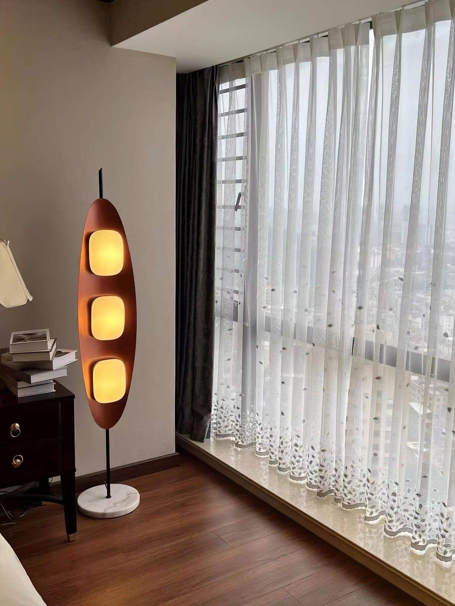 Surfboard Floor Lamp – Retro-Modern Style with Soft Lighting