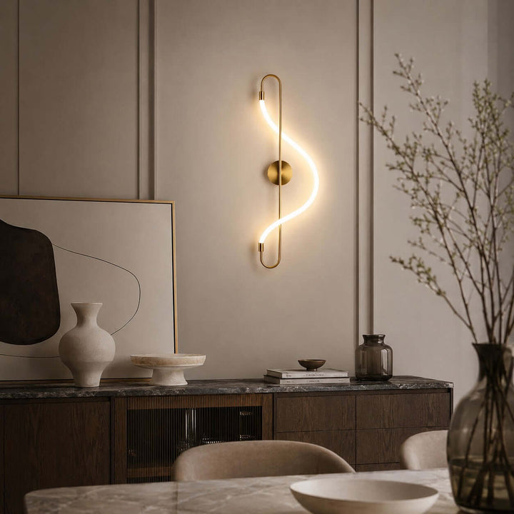 Swaylen Wall Sconce - Modern Gold Wall Light for Bedrooms and Halls | Vinlighting