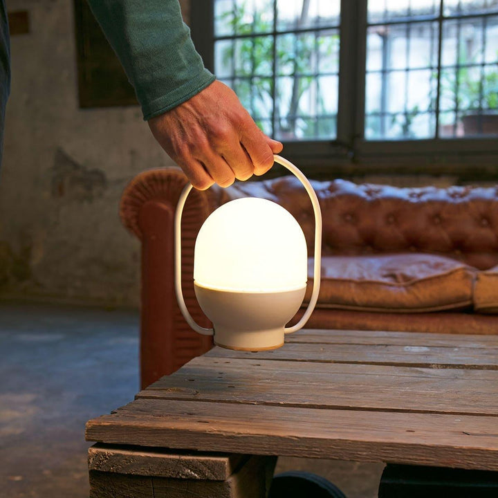 Take Away Table Lamp - Battery Operated Portable Light | Vinlighting | Vinlighting