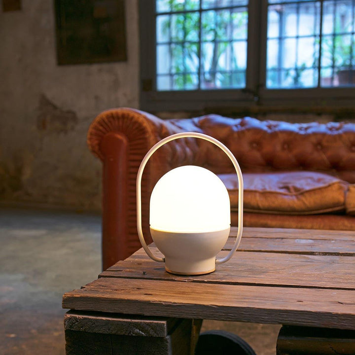 Take Away Table Lamp - Battery Operated Portable Light | Vinlighting | Vinlighting