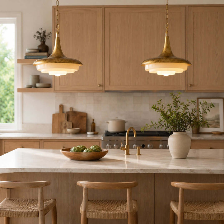 Tavelle Gold Glass Pendant Light for Dining and Reading Nooks | Vinlighting