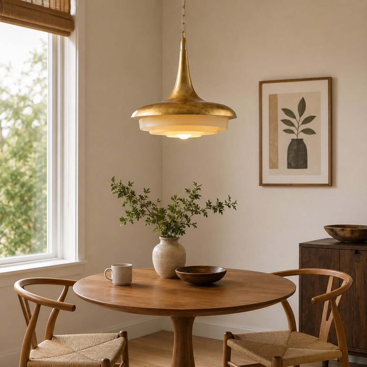 Tavelle Gold Glass Pendant Light for Dining and Reading Nooks | Vinlighting