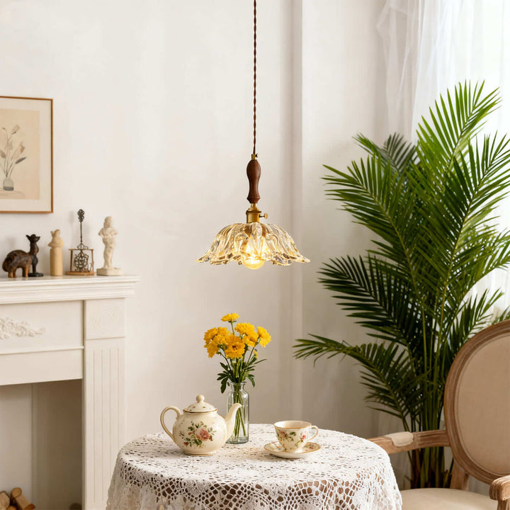 Tavoni Pendant Light