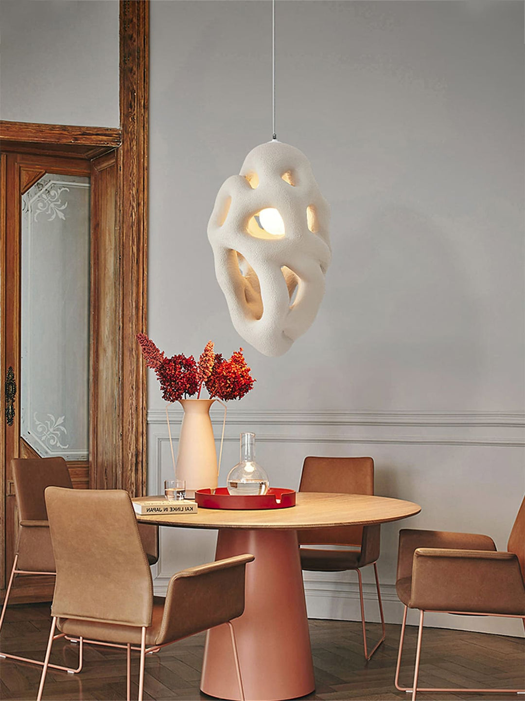 Tavra Resin Pendant Lamp