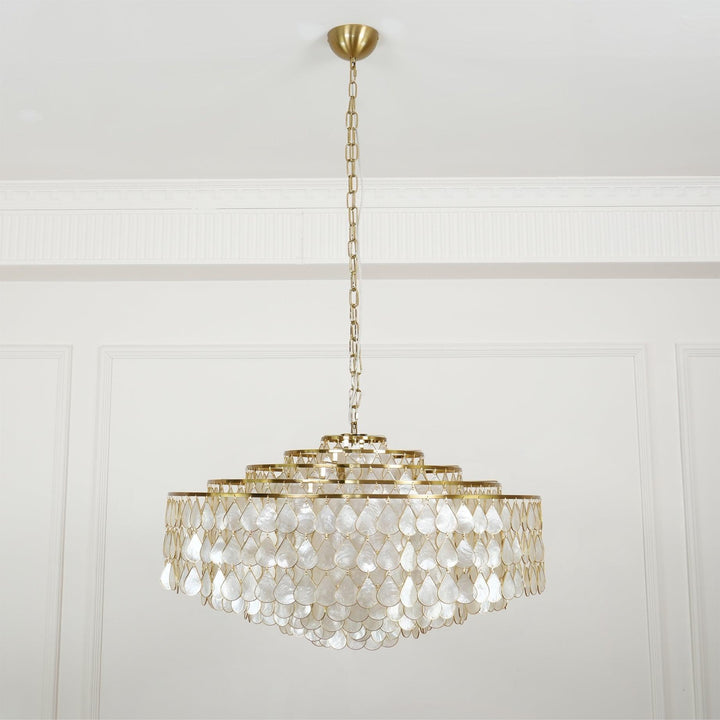 Teardrops Shell Chandelier | Handcrafted Shell Lighting for Elegance | Vinlighting | Vinlighting