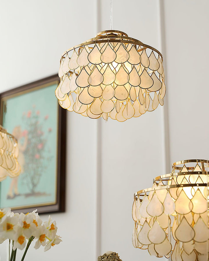 Teardrops Shell Chandelier | Handcrafted Shell Lighting for Elegance | Vinlighting | Vinlighting
