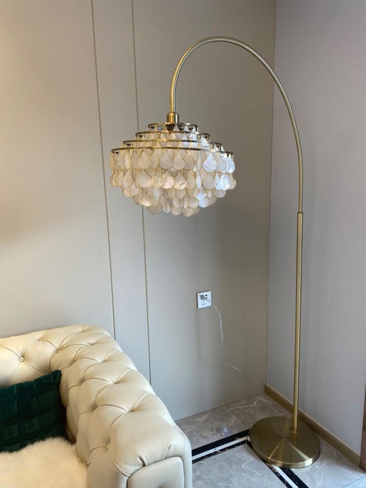 Teardrops Shel Arc Floor Lamp