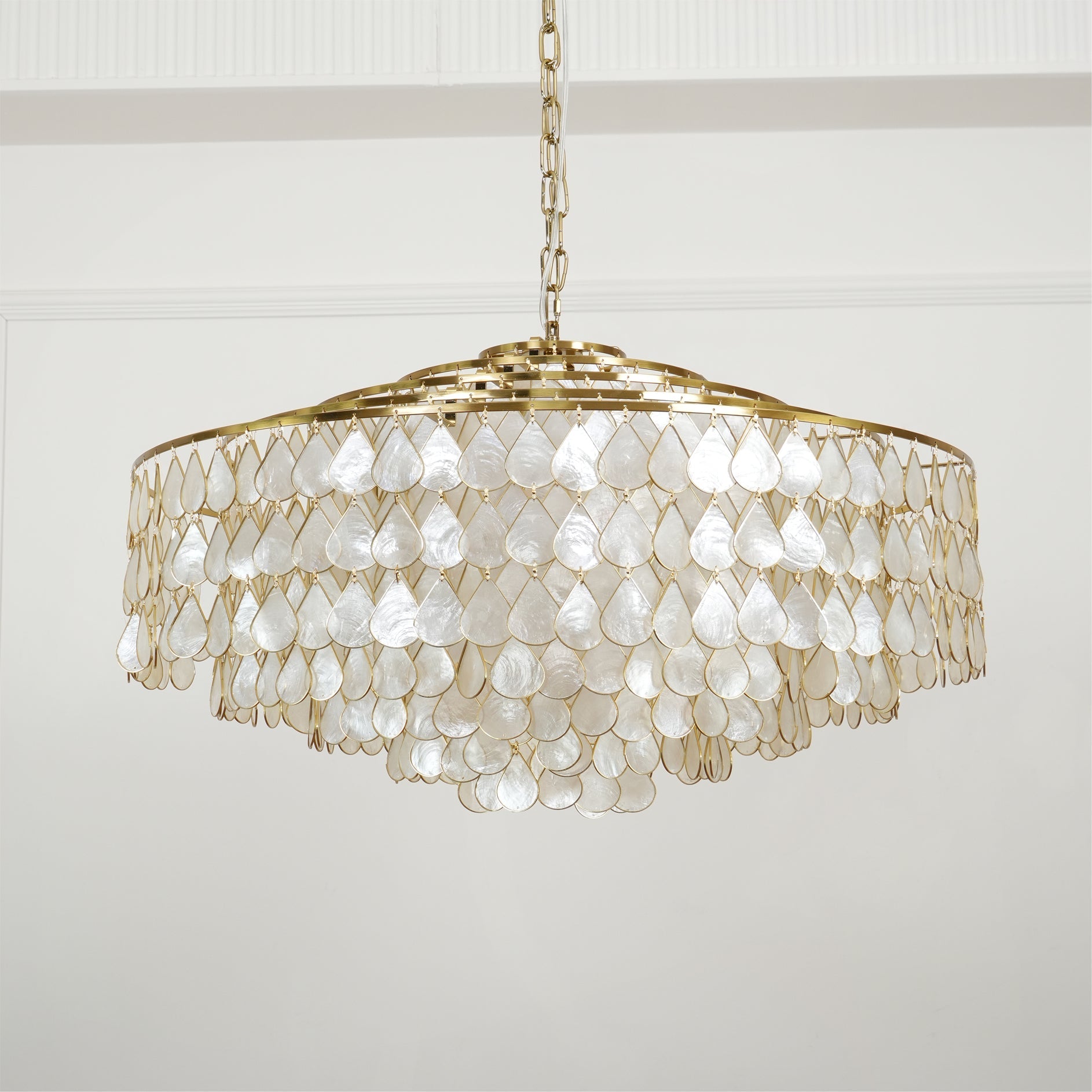 Teardrops Shell Chandelier