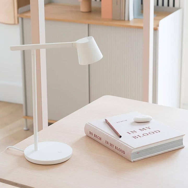 Tip Table Lamp - Modern Desk & Reading Lamp | Vinlighting | Vinlighting | Vinlighting