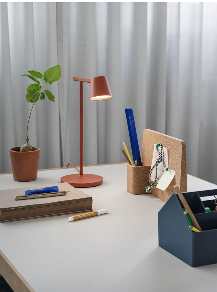 Tip Table Lamp - Modern Desk & Reading Lamp | Vinlighting | Vinlighting | Vinlighting
